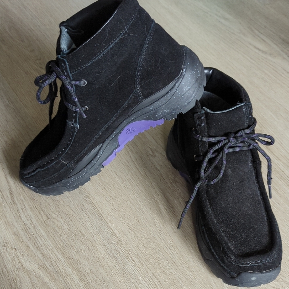 Black Suede Men's Or Ladies Boots BNWOT